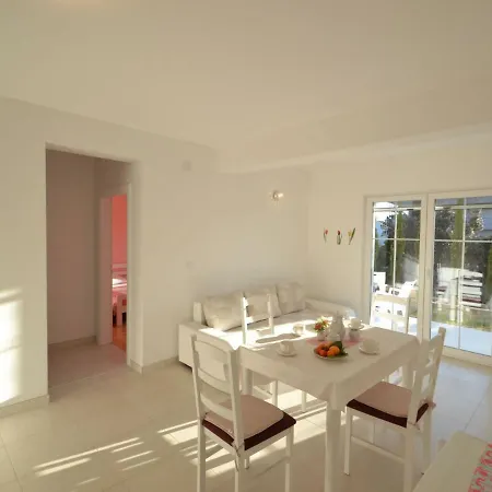 Maksan Apartment Pakoštane