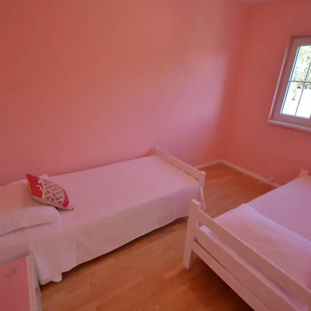 Apartment Maksan *